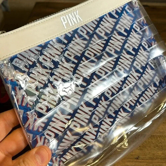 Victoria’s Secret / PINK Bundle of 2 Cosmetics Skincare Makeup Zipper Bags Cases - Picture 7 of 8